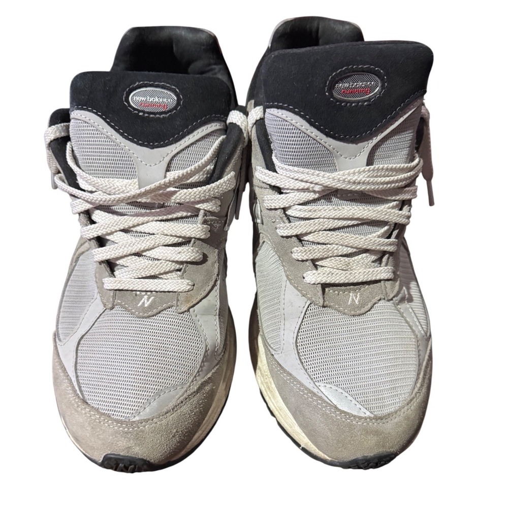 New‎ Balance 2002R Men's Running Shoes Gray Suede Mesh Size 13